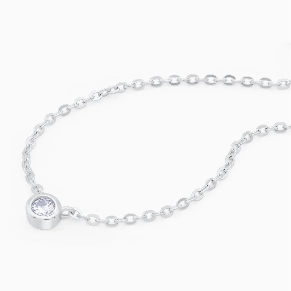 Colier din argint cu pandantiv rotund si piatra cubic zirconia, design elegant radiant charm, vedere laterala