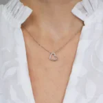 Lant din argint pandantiv inima pietre cubic zirconia Whispers of the Heart vedere frontala