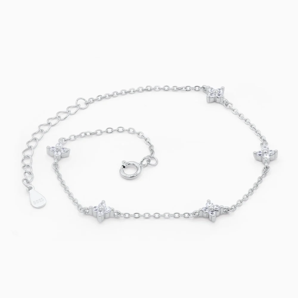 bratara din argint, design cu cinci frunzulite incrustate cu pietre cubic zirconia, Four Leaf Treasures, vedere frontala
