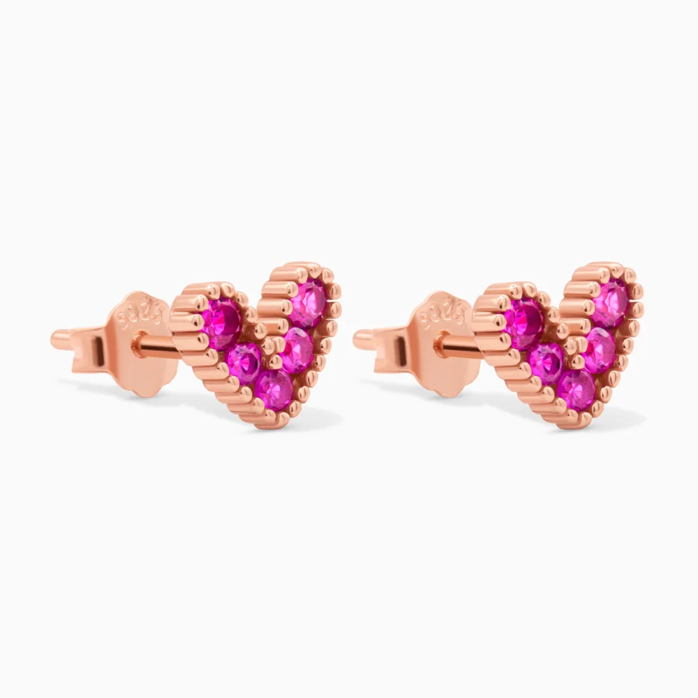 Cercei din argint in forma de inima cu pietre cubic zirconia roz, model love me everyday, vedere laterala