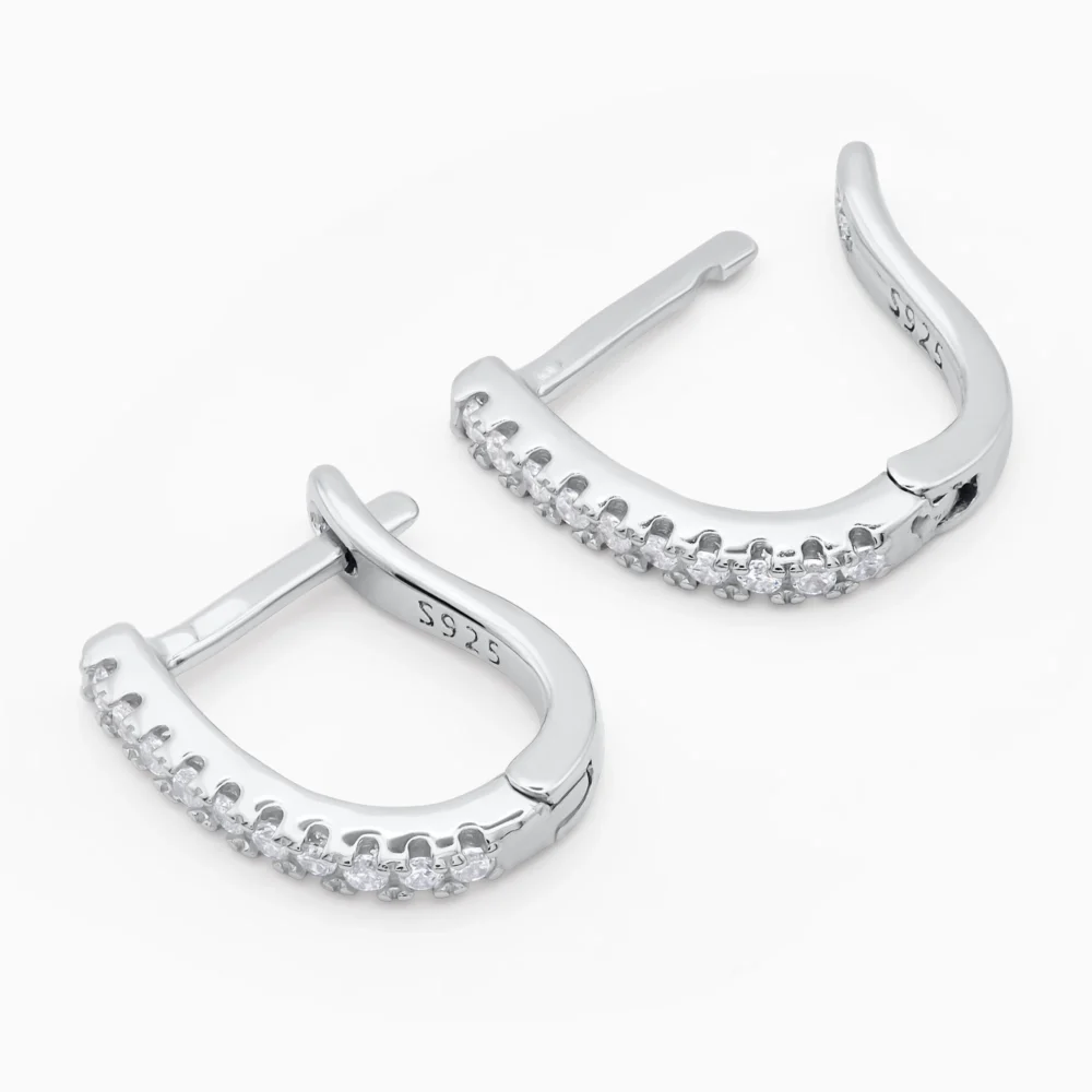 Cercei din argint cu cubic zirconia, design forma U, Geometric U-Shape, vedere din perspectiva