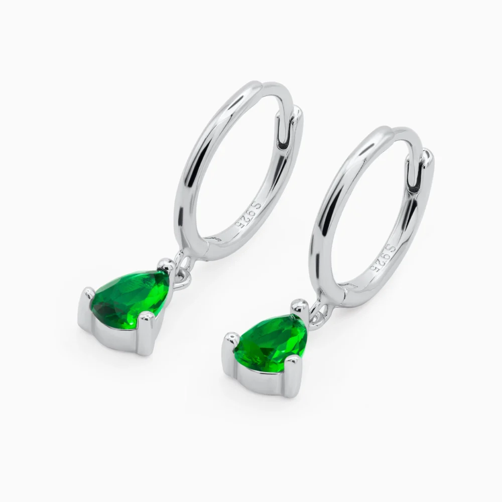 Cercei rotunzi din argint, cu pietre cubic zirconia verzi in forma de picatura de apa, Stylish Water Drop, vedere de sus