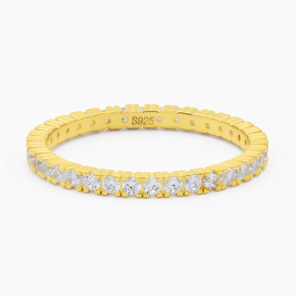 Inel auriu din argint tennis, cu pietre cubic zirconia, design elegant, fotografiat din fata