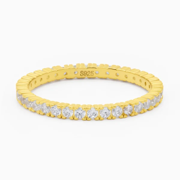 Inel auriu din argint tennis, cu pietre cubic zirconia, design elegant, fotografiat din fata