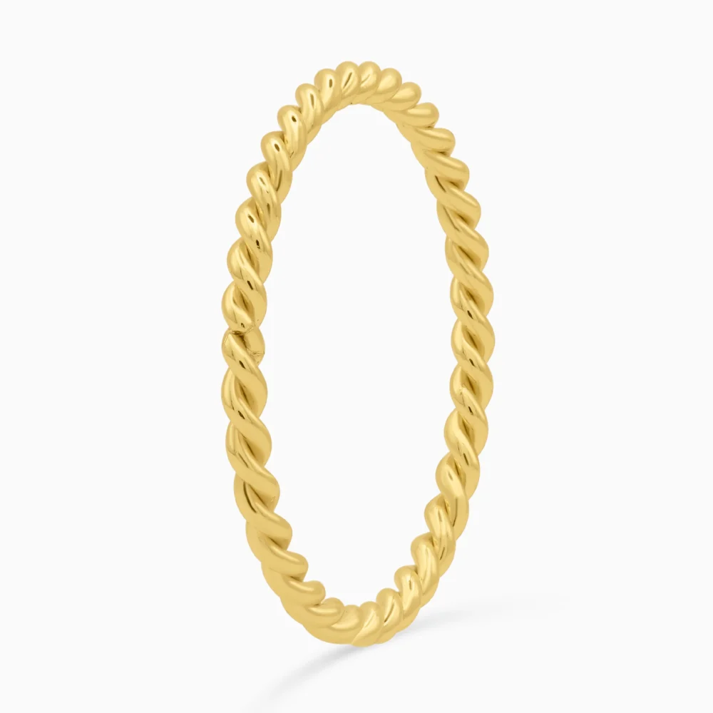 Inel auriu din argint twisted band, design elegant, fotografiat din lateral