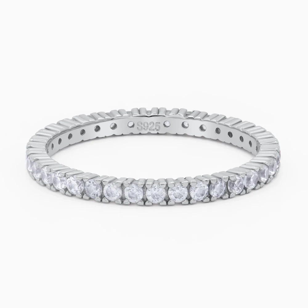 Inel din argint tennis, cu pietre cubic zirconia, design elegant, fotografiat din fata