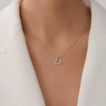 Lant din argint pandantiv inima pietre cubic zirconia Whispers of the Heart vedere frontala