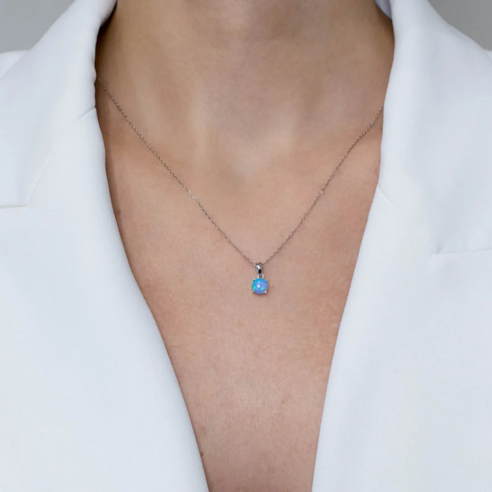 Colier din argint cu opal – Blue Aura