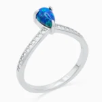Inel-argint-opal-albastrul-cerului-vedere-frontala
