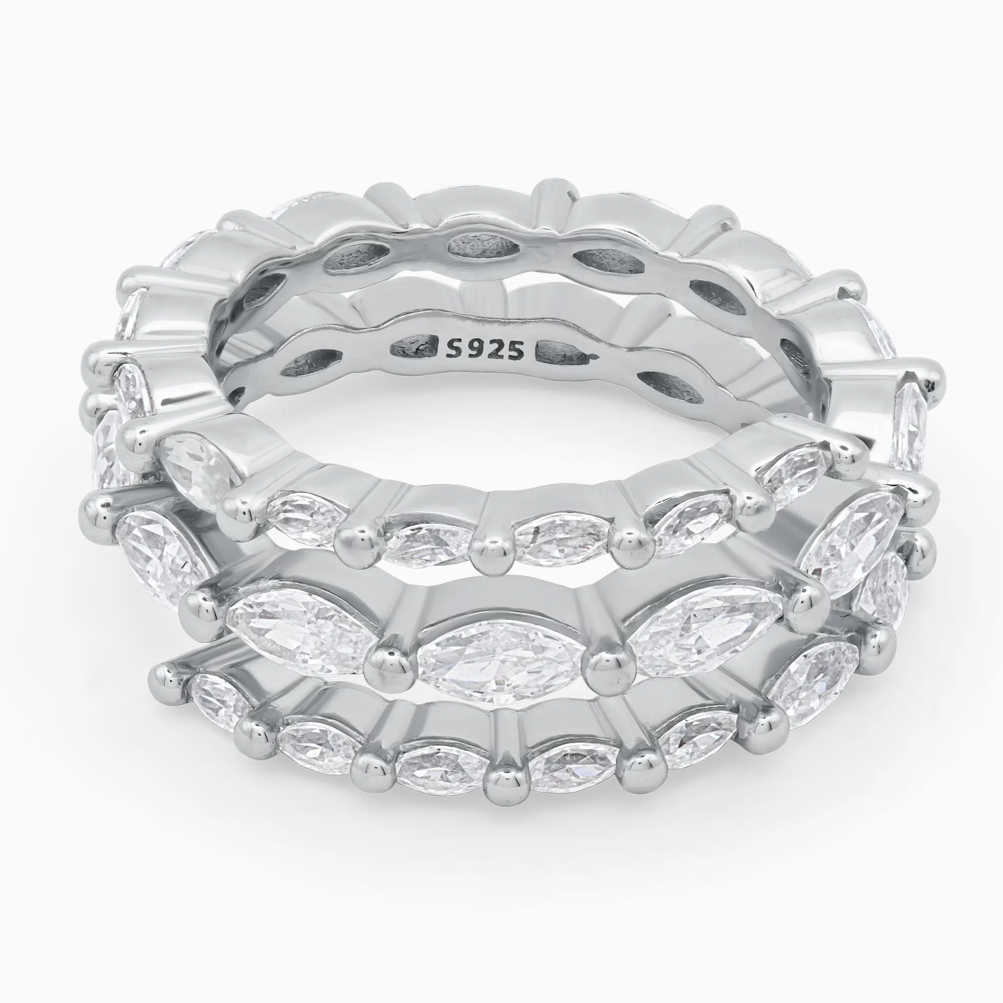 Inel-argint-pietre-cubic-zirconia-Delicate-Layers-vedere-frontala Inel din argint Delicate Layers decorat cu pietre cubic zirconia, vedere frontală