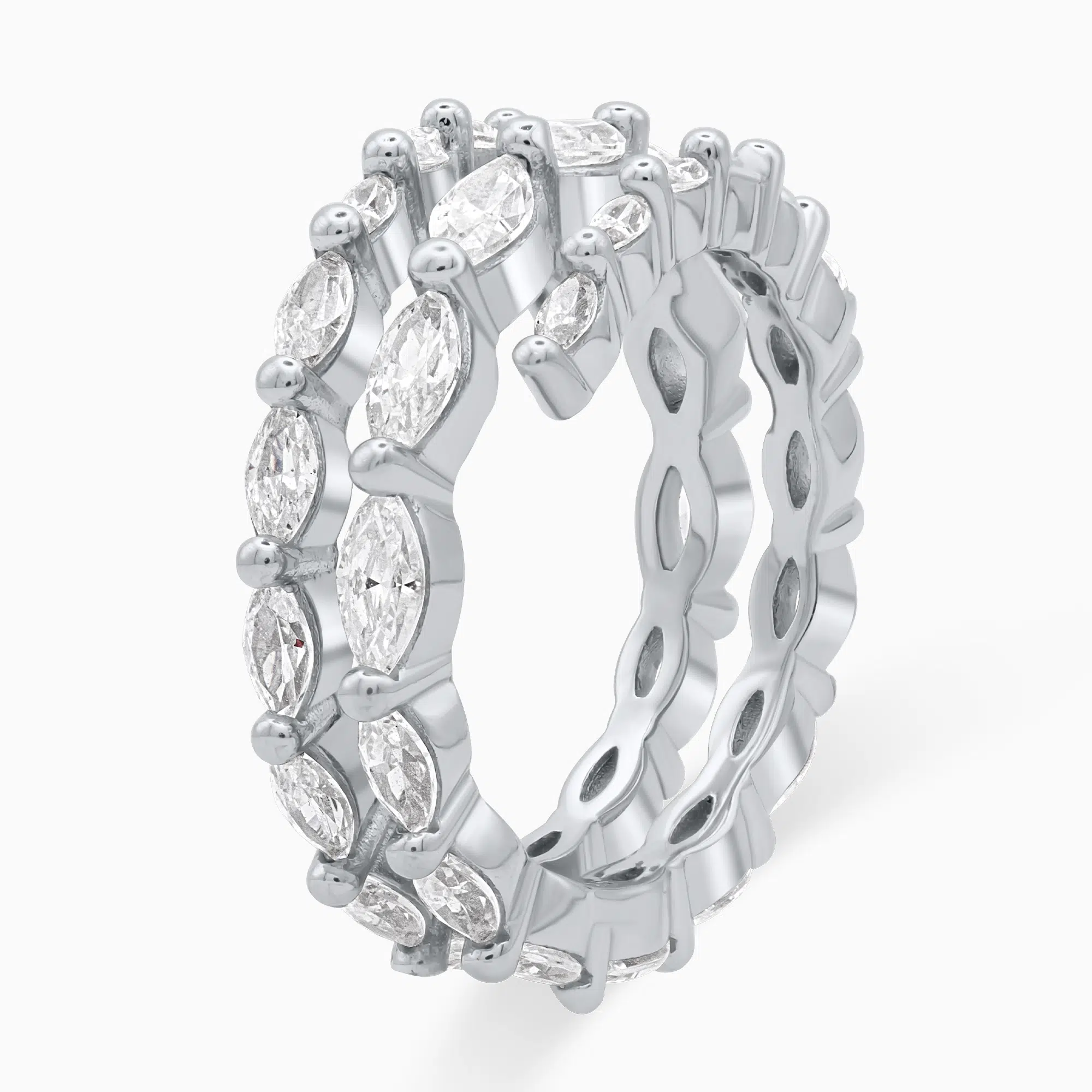 Inel-argint-pietre-cubic-zirconia-Delicate-Layers-vedere-unghi Inel din argint Delicate Layers decorat cu pietre cubic zirconia, vedere unghi