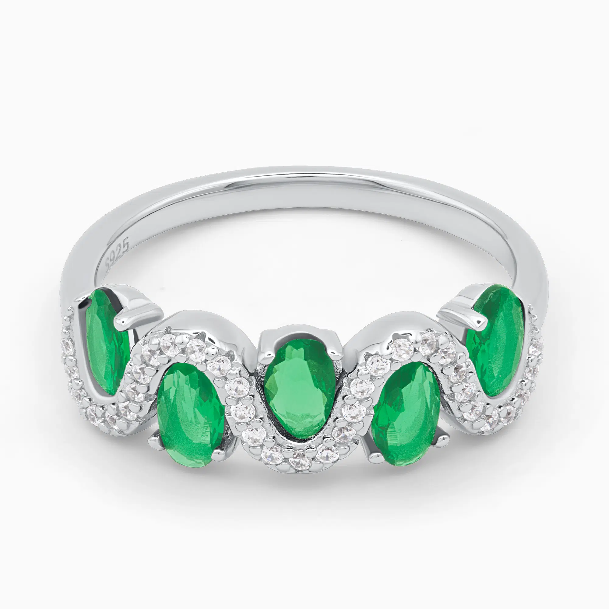 Inel-argint-pietre-verzi-Green-Harmony-vedere-frontala Inel din argint Green Harmony decorat cu pietre cubic zirconia verzi, vedere frontală