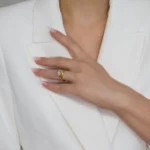 Inel-argint-placat-aur-piatra-cubic-zirconia- Éclat-vedere frontala