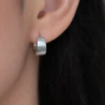 Cercei argint design minimalist minimal hoops