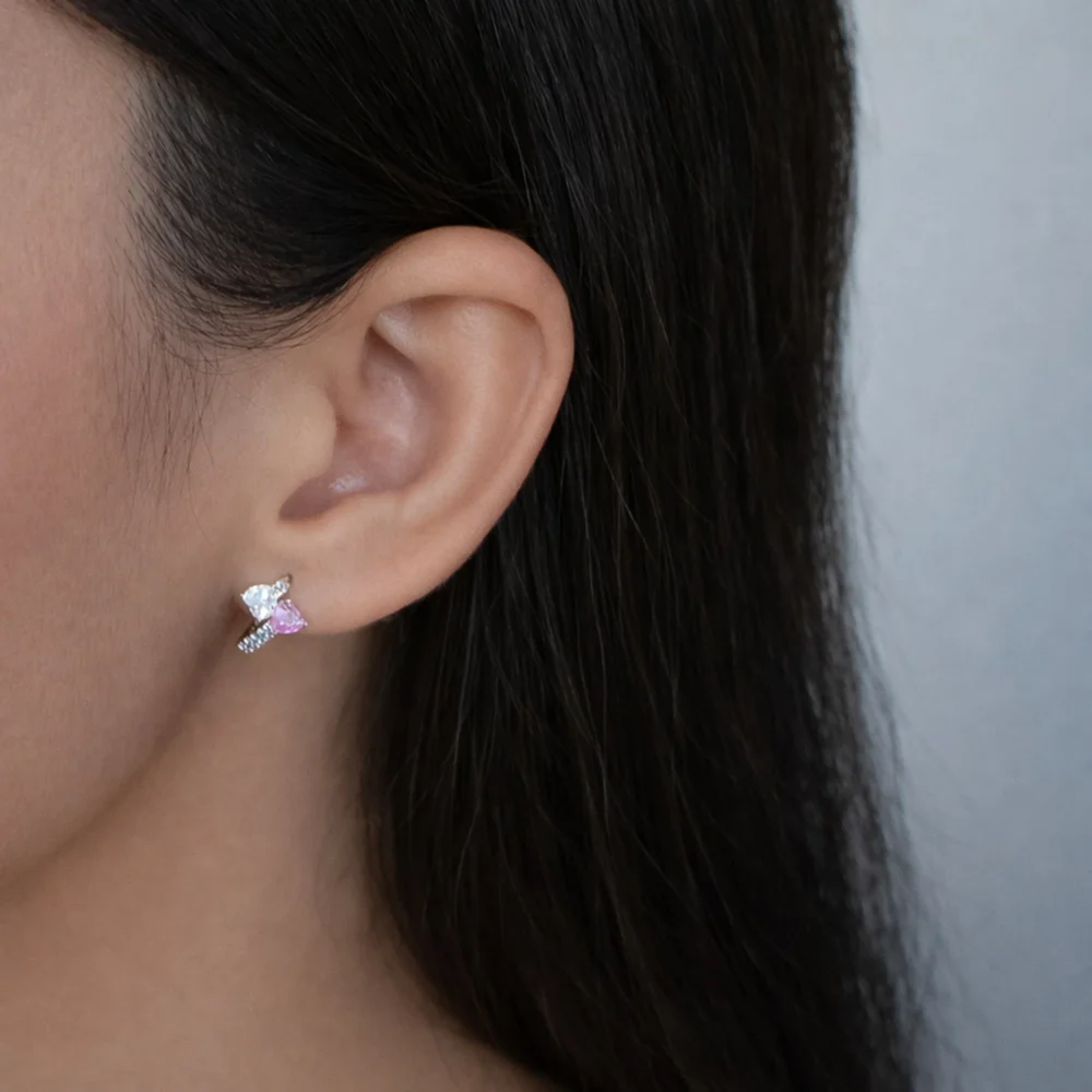 Cercei din argint cu inimioare și cubic zirconia roz – Love Spark