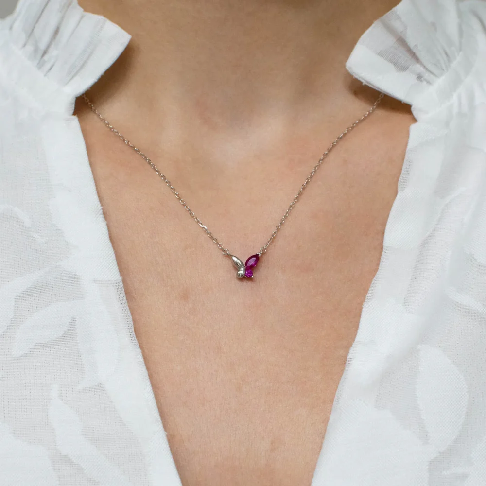 Colier argint flori cubic zirconia roz blossom touch purtat model