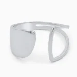 Inel elegant din argint Modern Muse cu design asimetric, vedere frontală