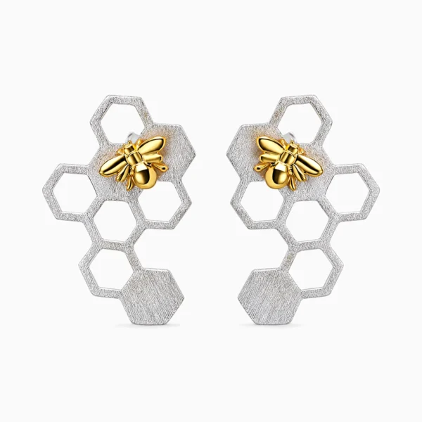 Cercei din argint cu fagure și albină placată cu aur de 18K – Honey Hive