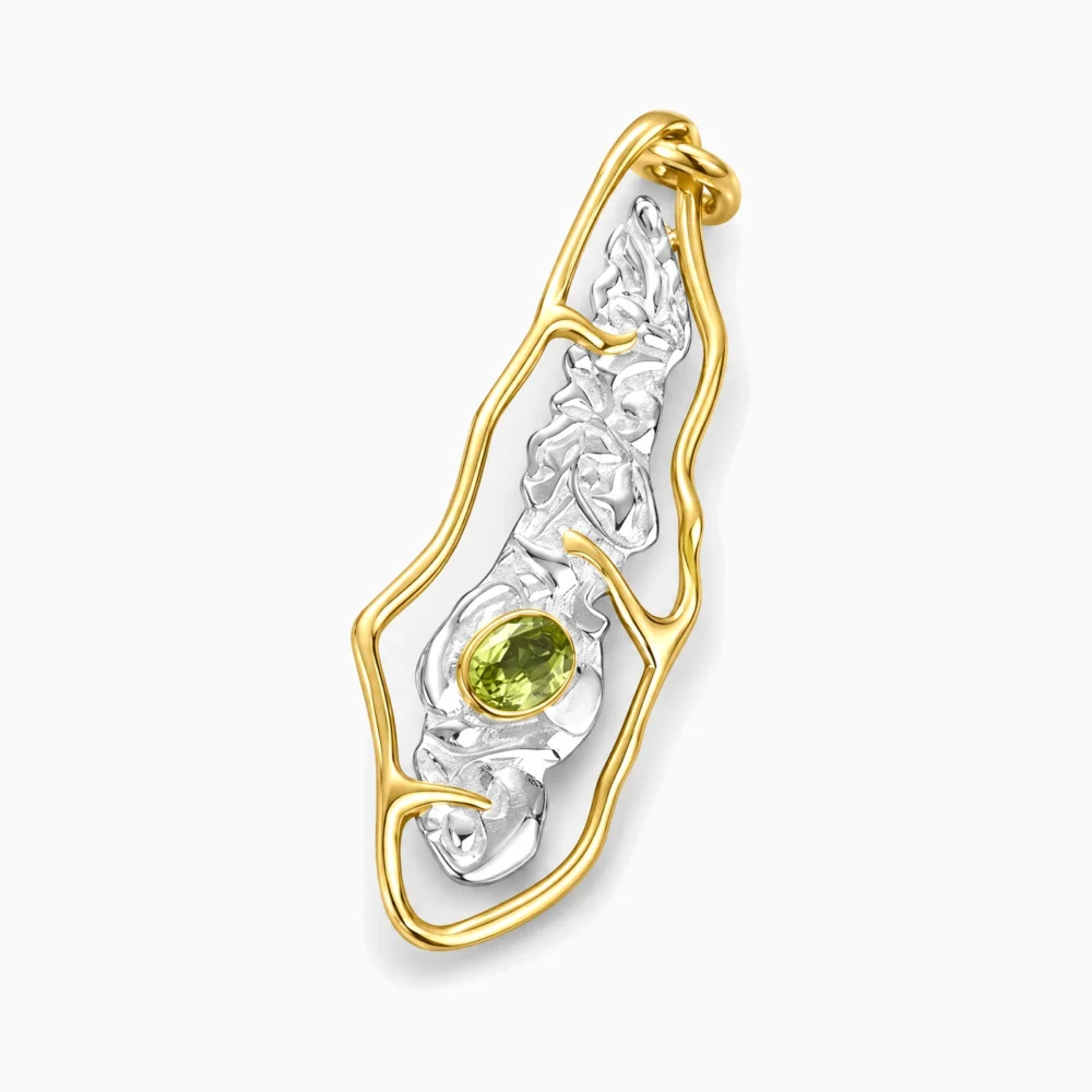 Pandantiv din argint cu peridot – Leaf Romance, vedere din trei sferturi